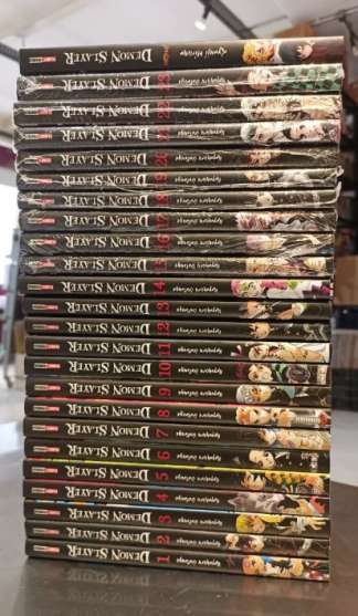 COLEÇÃO COMPLETA DE DEMON SLAYER + GAIDEN